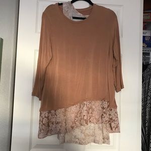 2 piece layered top over tank set.